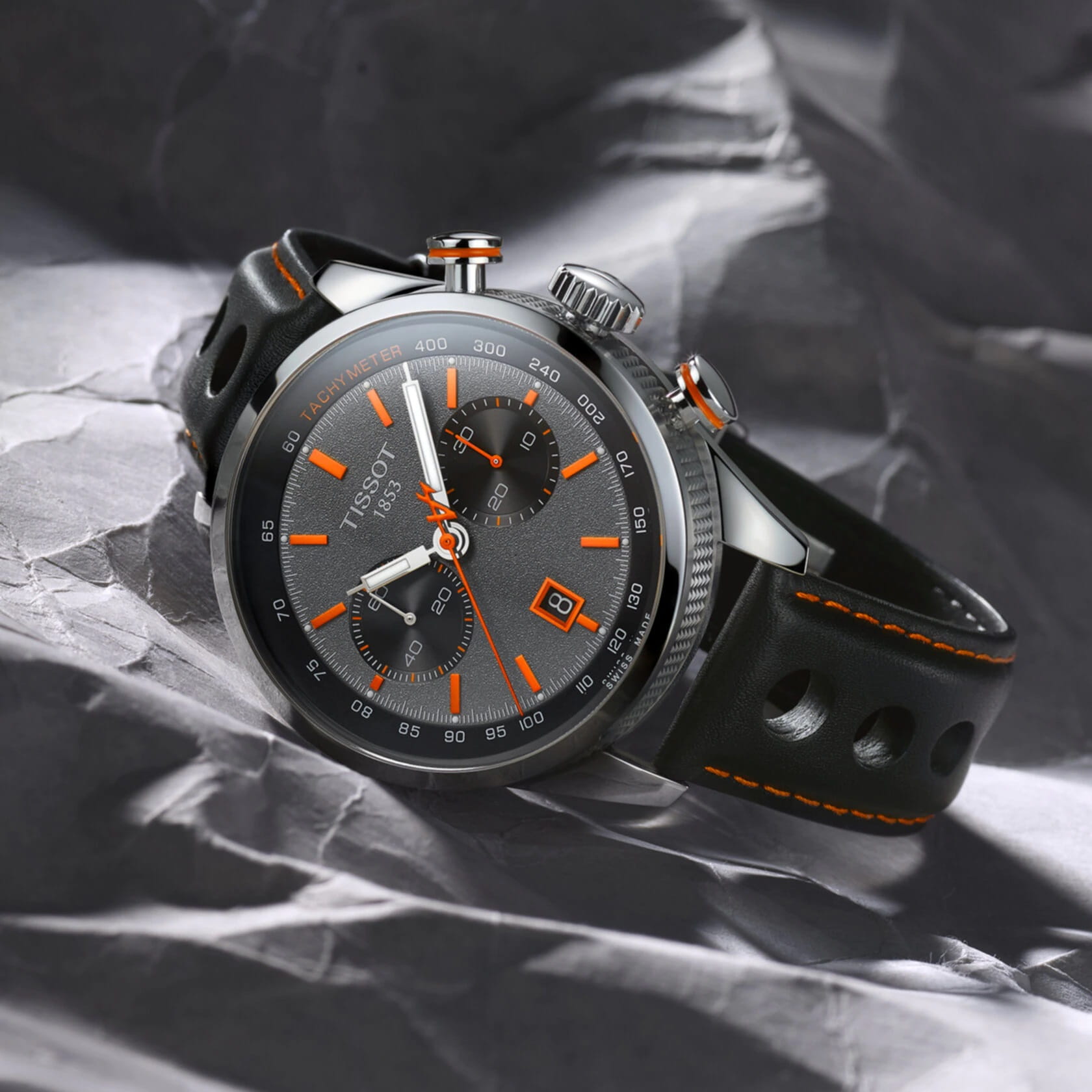 Tissot Tissot Alpine On Board Automatic Chronograph T123.427.16.081.00  — детали корпуса и кожаный