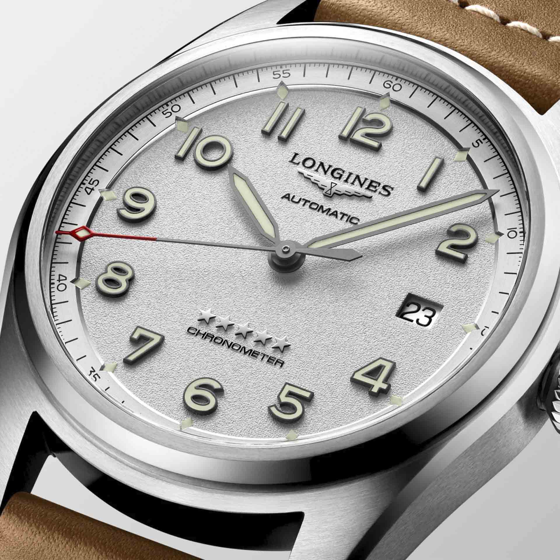 Longines Longines Spirit L3.810.4.73.4 мужские часы серебристый циферблат на запястье