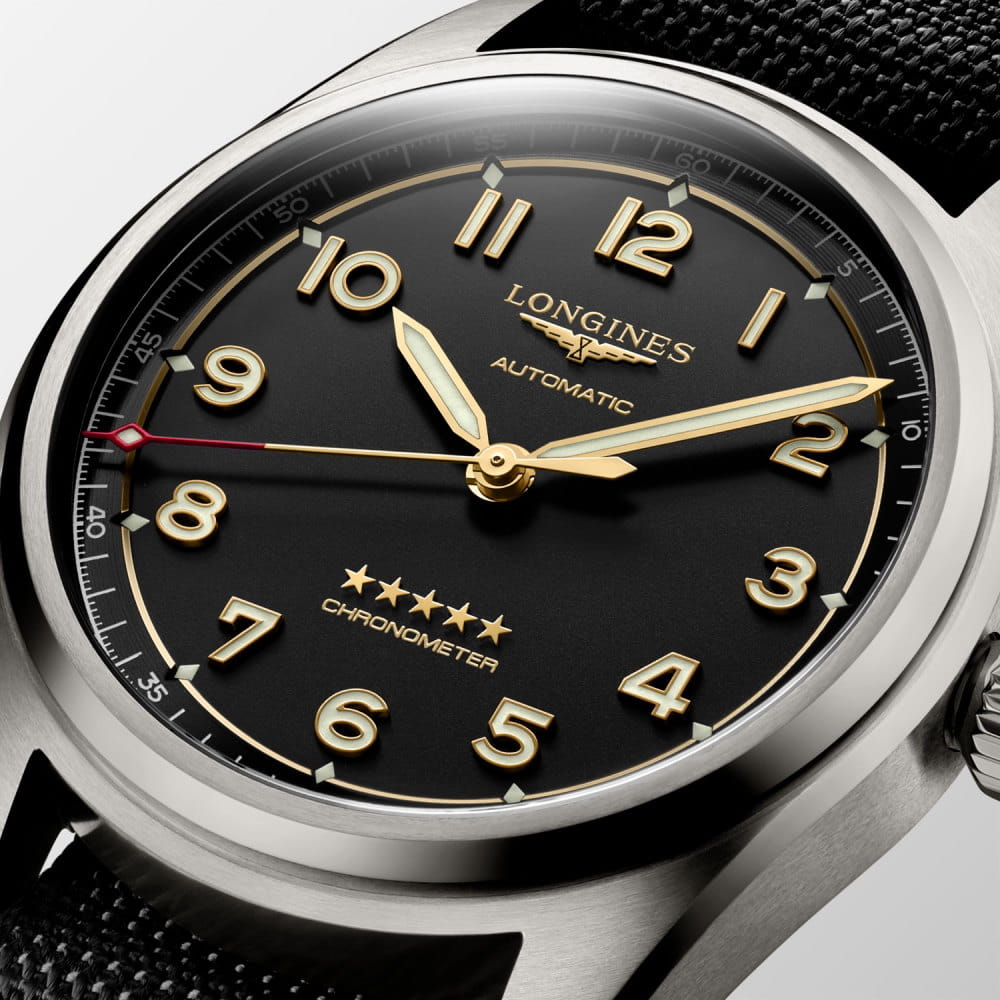 Longines Longines Spirit L3.810.1.53.2  - задняя крышка титан корпуса, швейцария часы