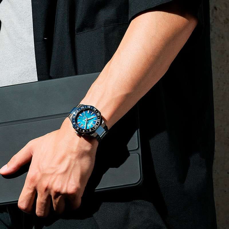 Citizen NB6036-52N мужские часы застежка крупным планом