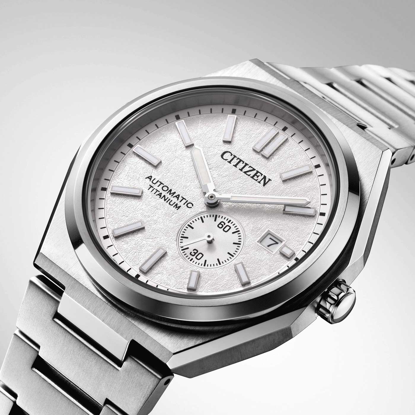 Citizen Citizen Super Titanium NJ0180-80A мужские часы серебристый циферблат на запястье