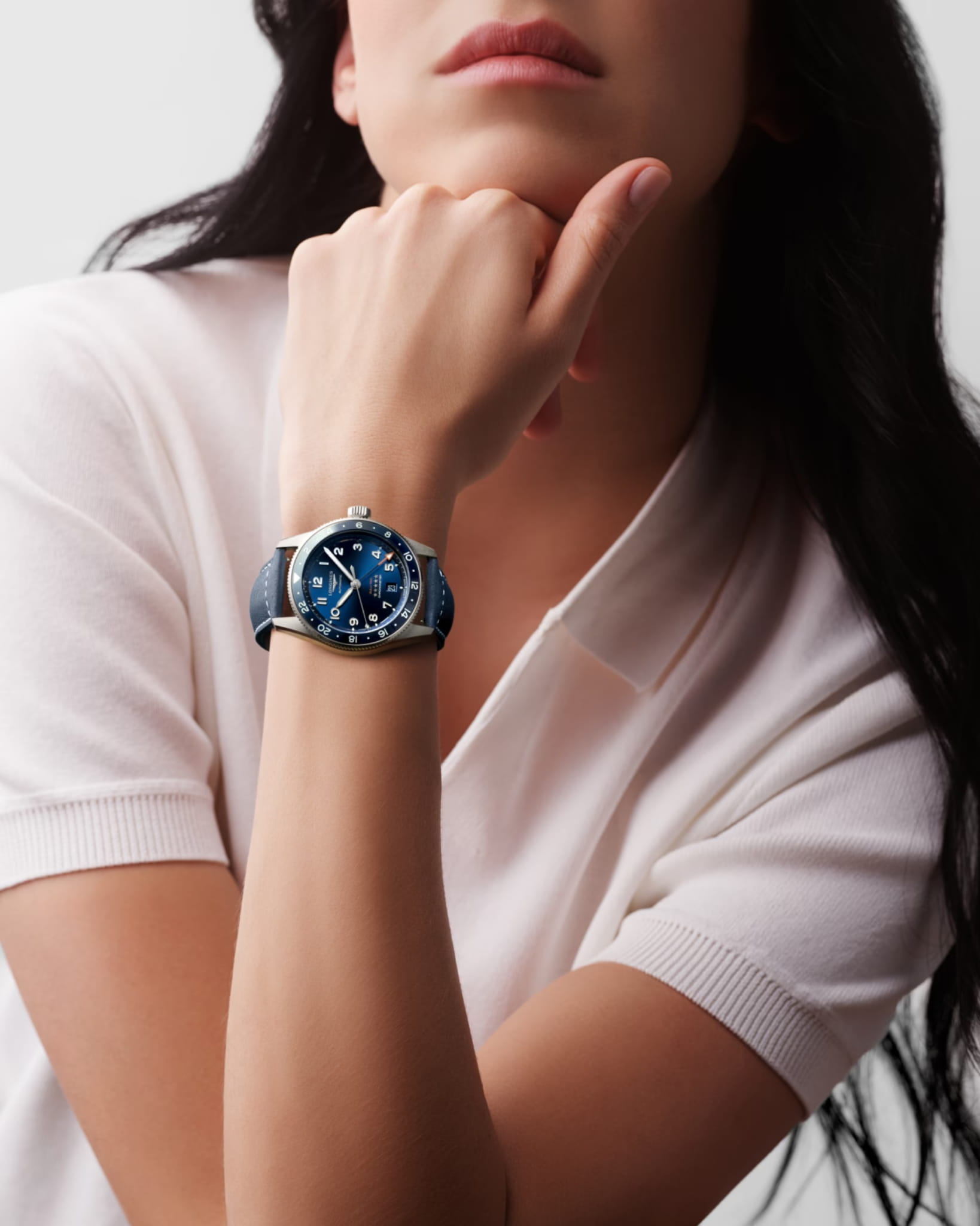 Longines Longines Spirit L3.802.4.93.2 мужские часы синий циферблат на запястье