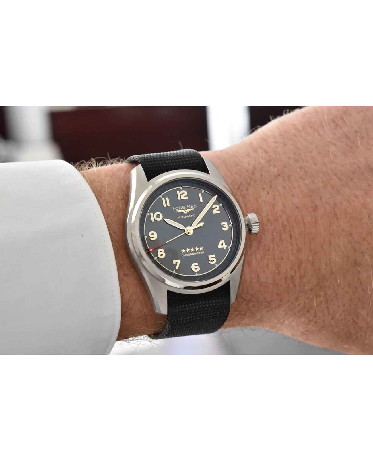 Оригинальные часы Longines Longines Spirit L3.811.1.53.2 механические калибр механизма l888.4 общий вид