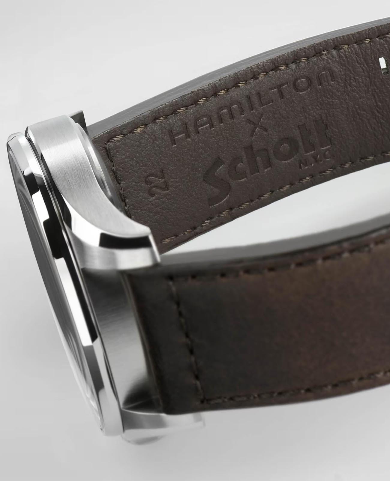 Hamilton Hamilton Khaki Aviation Pilot Schott NYC H64735561, khaki aviation швейцария мужские часы на браслете кожаный боковой вид