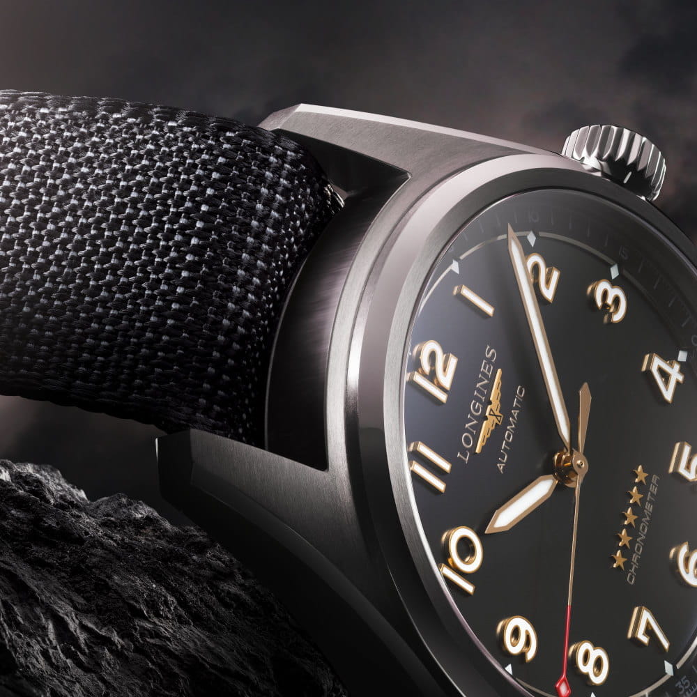Longines Longines Spirit L3.810.1.53.2  — детали корпуса и тканевый
