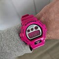 Casio Casio G-Shock DW-6900RCS-4DR (DW-6900RCS-4)  наручные мужские часы фото под углом.
