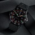 Luminox XS.0335 наручные мужские часы застежка крупным планом