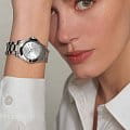 Longines Longines Conquest L3.376.4.76.6 женские часы серебристый циферблат на запястье