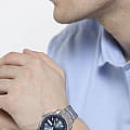 Seiko Seiko 5 Regular SNKP17J1 механические мужские часы часы, крупный план синий циферблат