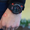 Casio Casio G-Shock DW-9052-1C4  наручные мужские часы фото под углом.
