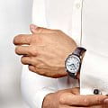 Longines L28934783 наручные мужские часы застежка крупным планом