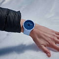 Swatch Swatch Big Bold Bioceramic SB03N102 кварцевые мужские часы часы, крупный план синий циферблат