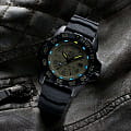 Luminox Luminox Navy SEAL Foundation XS.3251.CBNSF.SET кварцевые мужские часы часы, крупный план бежевый циферблат