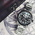 Orient Orient RE-AV0A01B00B  наручные мужские часы фото под углом.