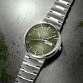 Mido Mido Commander Icone M031.631.11.091.00 механические мужские часы часы, крупный план зеленый циферблат