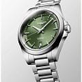 Longines L37204026 наручные женские часы застежка крупным планом