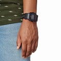 Casio Casio G-Shock DW-5600BBN-1DR (DW-5600BBN-1E) DW-5600 наручные мужские часы фото под углом.