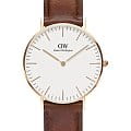 Daniel Wellington Daniel Wellington Classic St Andrews DW00100035  DW00100035 кварцевые женские часы  белый циферблат, браслет кожаный — вид спереди
