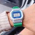 Casio Casio G-Shock DW-5600EU-8A3DR (DW-5600EU-8A3) DW-5600 наручные мужские часы фото под углом.