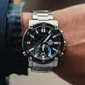 Casio Casio Edifice ECB-20DB-1A ECB наручные мужские часы фото под углом.