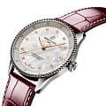 Breitling Breitling Navitimer Automatic 32 A77320E61A2P2  наручные мужские часы фото под углом.
