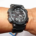 Casio Casio Collection AQ-S810W-1A2VDF (AQ-S810W-1A2)  наручные мужские часы фото под углом.