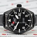 Aviator Aviator Airacobra V.1.22.5.148.4  наручные мужские часы фото под углом.
