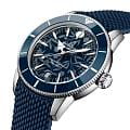 Breitling Breitling Superocean Heritage B31 Automatic 40 Kelly Slater AB31101A1C1S1  наручные мужские часы фото под углом.