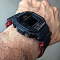 Casio Casio G-Shock DW-5600HR-1E электронные мужские часы с аксессуарами мужские часы модель DW-5600HR-1E