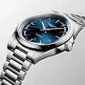 Longines Longines Conquest L3.830.4.92.6 мужские часы синий циферблат на запястье