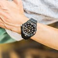 Casio Casio Collection MRW-200H-1EVDF (MRW-200H-1E) illuminator японские мужские часы на браслете пластик боковой вид