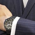 Seiko S23631J1S наручные мужские часы застежка крупным планом