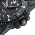 Оригинальные часы Luminox Luminox Master Carbon SEAL Automatic XS.3877 механические калибр механизма sellita sw220-1 общий вид