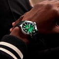 Oris Oris Aquis 01 400 7763 4157-07 4 24 74EB мужские часы зеленый циферблат на запястье