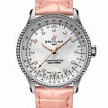 Breitling Breitling Navitimer Automatic 35 A17395211A1P4  A17395211A1P4 механические женские часы  перламутровый циферблат, браслет кожаный — вид спереди