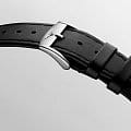 Longines L16494522 наручные мужские часы застежка крупным планом