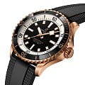 Breitling Breitling Superocean Automatic 42 R17375211B1S1  наручные мужские часы фото под углом.