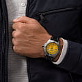 Breitling Breitling Avenger Automatic 45 Seawolf A17319101I1X1 мужские часы желтый циферблат на запястье