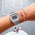 Casio Casio Vintage B640WDG-7EF  наручные мужские часы фото под углом.