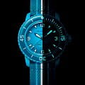 Swatch Swatch x Blancpain Blue Lagoon SO35L400  наручные мужские часы фото под углом.