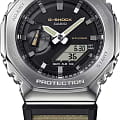 Casio GM-2100C-5A наручные мужские часы застежка крупным планом