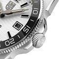 Luminox XS3101HSET наручные мужские часы застежка крупным планом