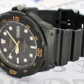 Casio Casio Collection MRW-200H-1EVDF (MRW-200H-1E) MRW-200H-1E оригинальные мужские часы в комплекте с фирменной коробкой и гарантийным талоном