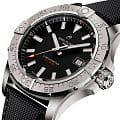 Breitling Breitling Avenger A17328101B1X1  наручные мужские часы фото под углом.