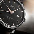 Mido M0274081606100 наручные мужские часы застежка крупным планом